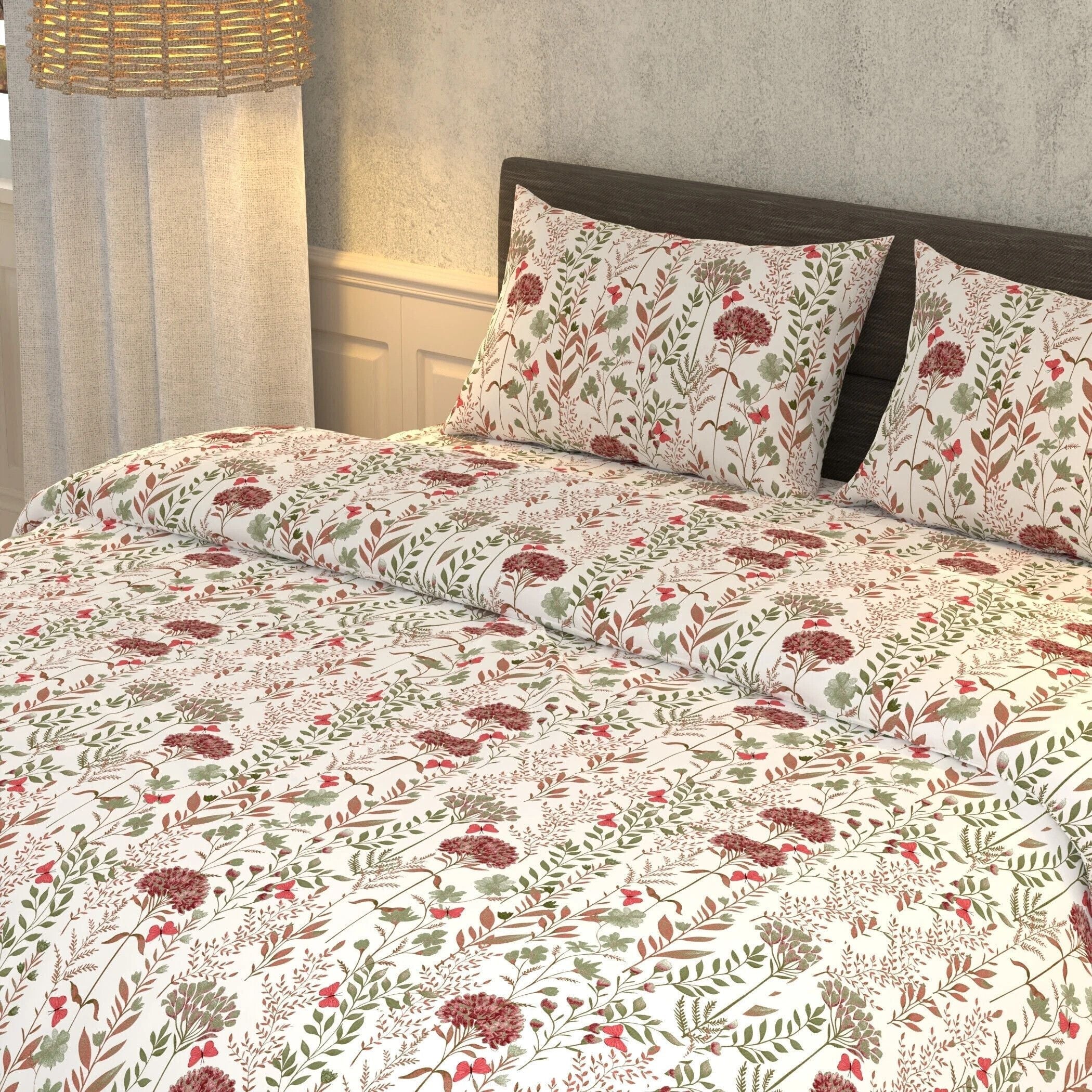 Cotton Super King Flat 180 TC Floral Bedsheet (Pack of 1, Maroon)